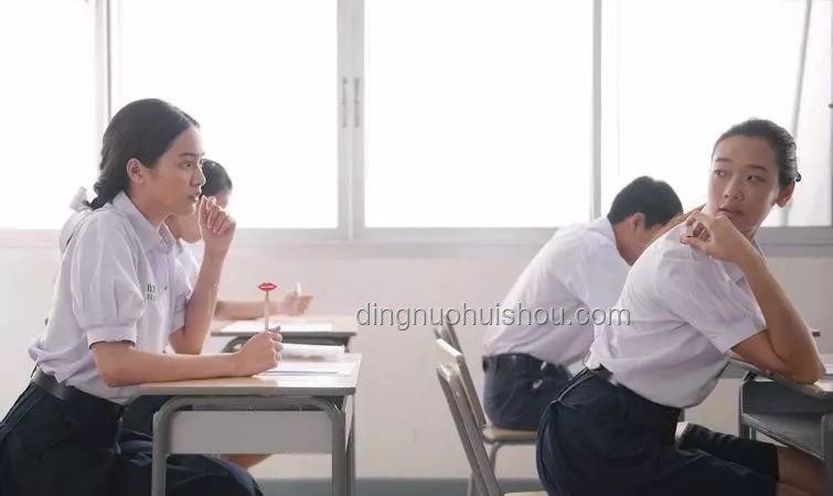 如何从唐尚珺的高考经历中汲取动力，有效应对考试焦虑